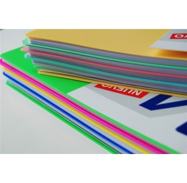 CUADERNOS A4 4EN1 TAPA PLASTICO 120H CUADRICULADO 5*5MM 90G +1 CARPETA
