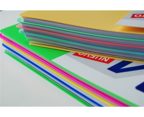 CUADERNOS A4 4EN1 TAPA PLASTICO 120H CUADRICULADO 5*5MM 90G +1 CARPETA